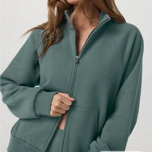 Vuori double zip restore sweatshirt in agate green
